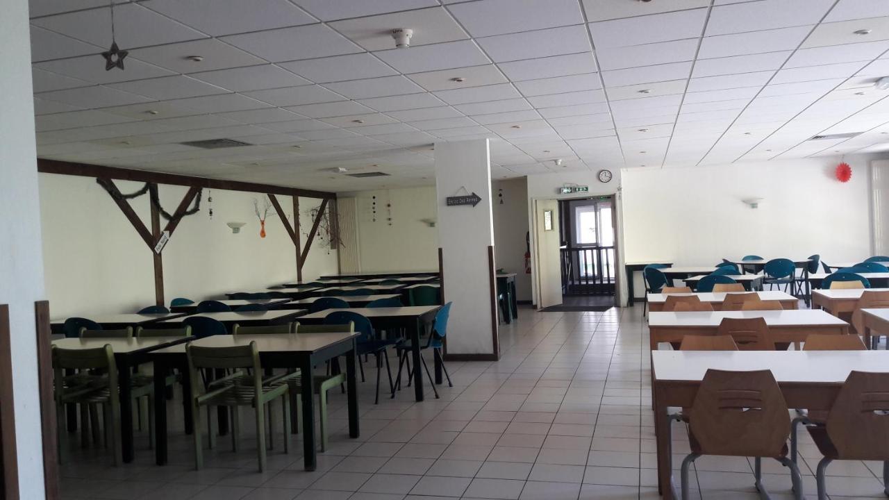 Centre De Vacances Le Hameau Rollot 巴里吉斯 外观 照片